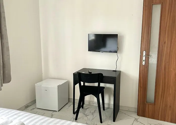 Cozy Apartment Near Prague Centre